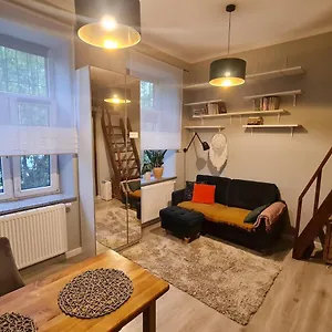 Apartament Lochowska 12 Apartament Na Antresoli, Warszawa